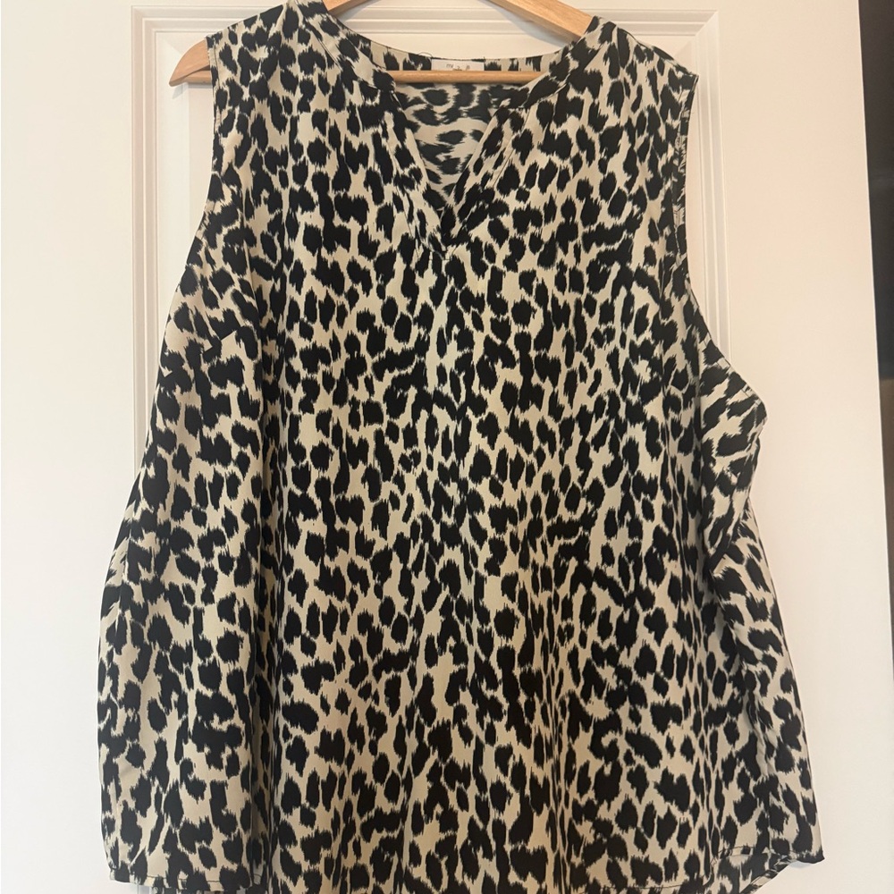 Sleeveless Leopard Print V-Neck Top - Black and Cream